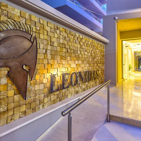 Leonidas & מלון דירות