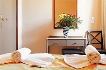 Leonidas & Aparthotel Rethymno