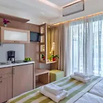 Leonidas & Lejlighedshotel
