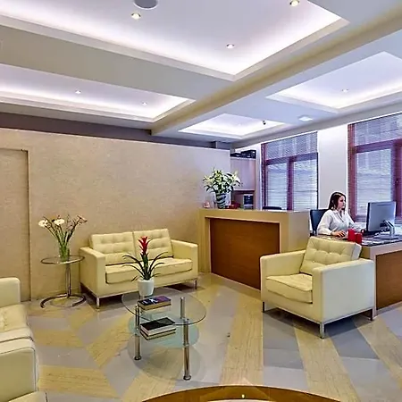 Aparthotel Leonidas &