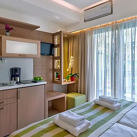 Aparthotel Leonidas & Rethymno (Crete)