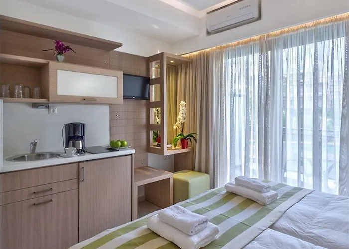 Leonidas & Apartmanhotel