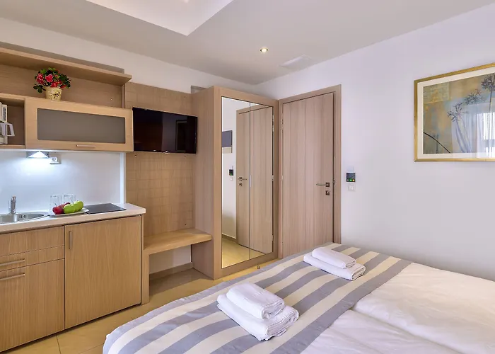 Leonidas & Hotel apartamentowy 3*